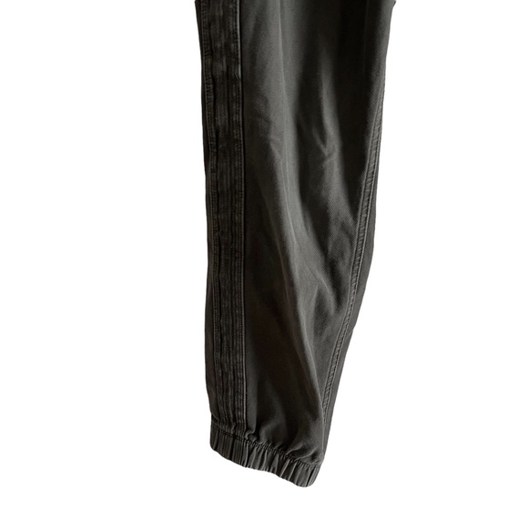 Athleta Farallon joggers - Picture 9 of 13